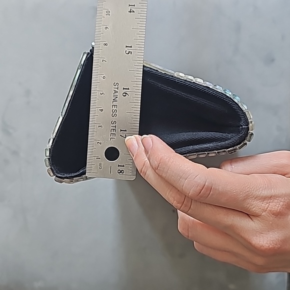 BCBG Resin colorful abstract clutch - Picture 9 of 9